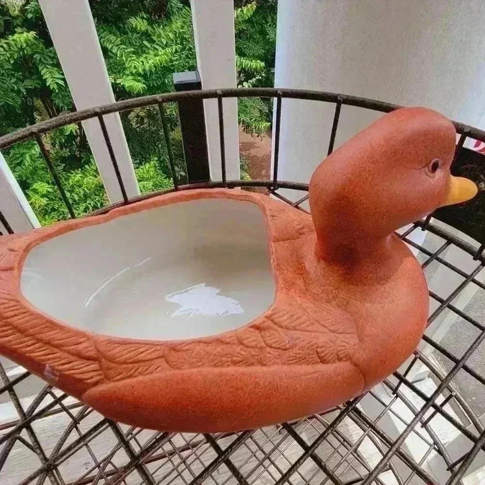Vintage 1989 Duck Porcelain Bisque Planter Wood Look F.T.D.A. Made In Taiwan - Picture 8 of 12